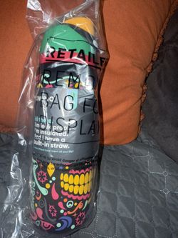 Owala SUGAR SKULL Glow In The Dark 32oz Freesip Water Bottle NEW Plus A Labubu