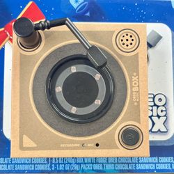 NEW Cookie Oreo Music Box & Recorder Turntable with TIN Box