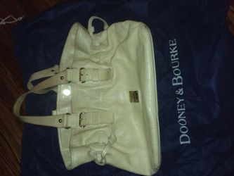 Leather off white ivory Dooney & Bourke bag