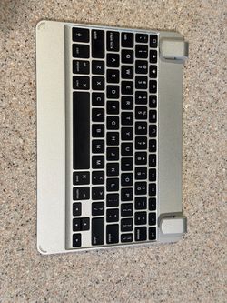 Brydge Bkuetooth Keyboard Bry1011 for iPad. 9.7” for Ipad 5th and 6th Gen