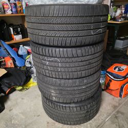 235/35/20 Michelin all-season sport