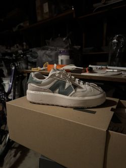 New Balance Women Shoes