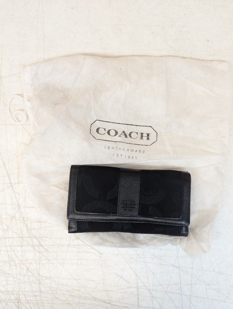 Coach Trifold Black Wallet