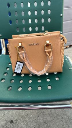 Women purse Not Free ask for price