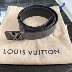 Authentic Louis Vuitton Grey/black Reversible Belt 36”