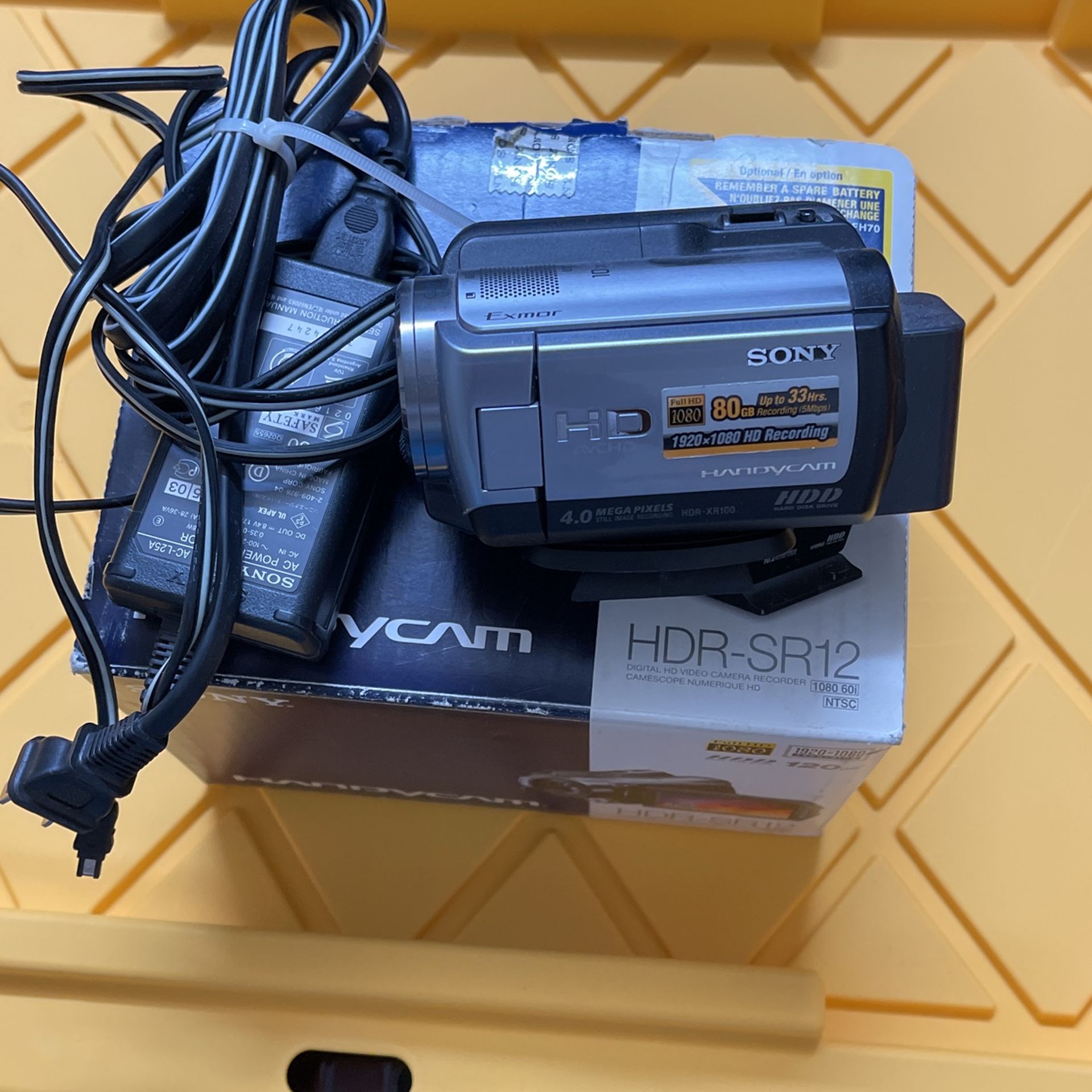 Sony Handycam HDR-XR100 Digital Video Camera 80GB HD Camcorder open box