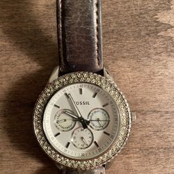 Women’s Fossil Watch With Leather Band