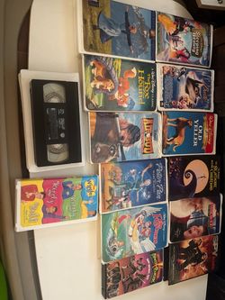 14 RANDOM VHS MOVIES $35