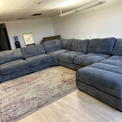 New X-Large 127x164x66 Sectional Couch / Free Delivery 