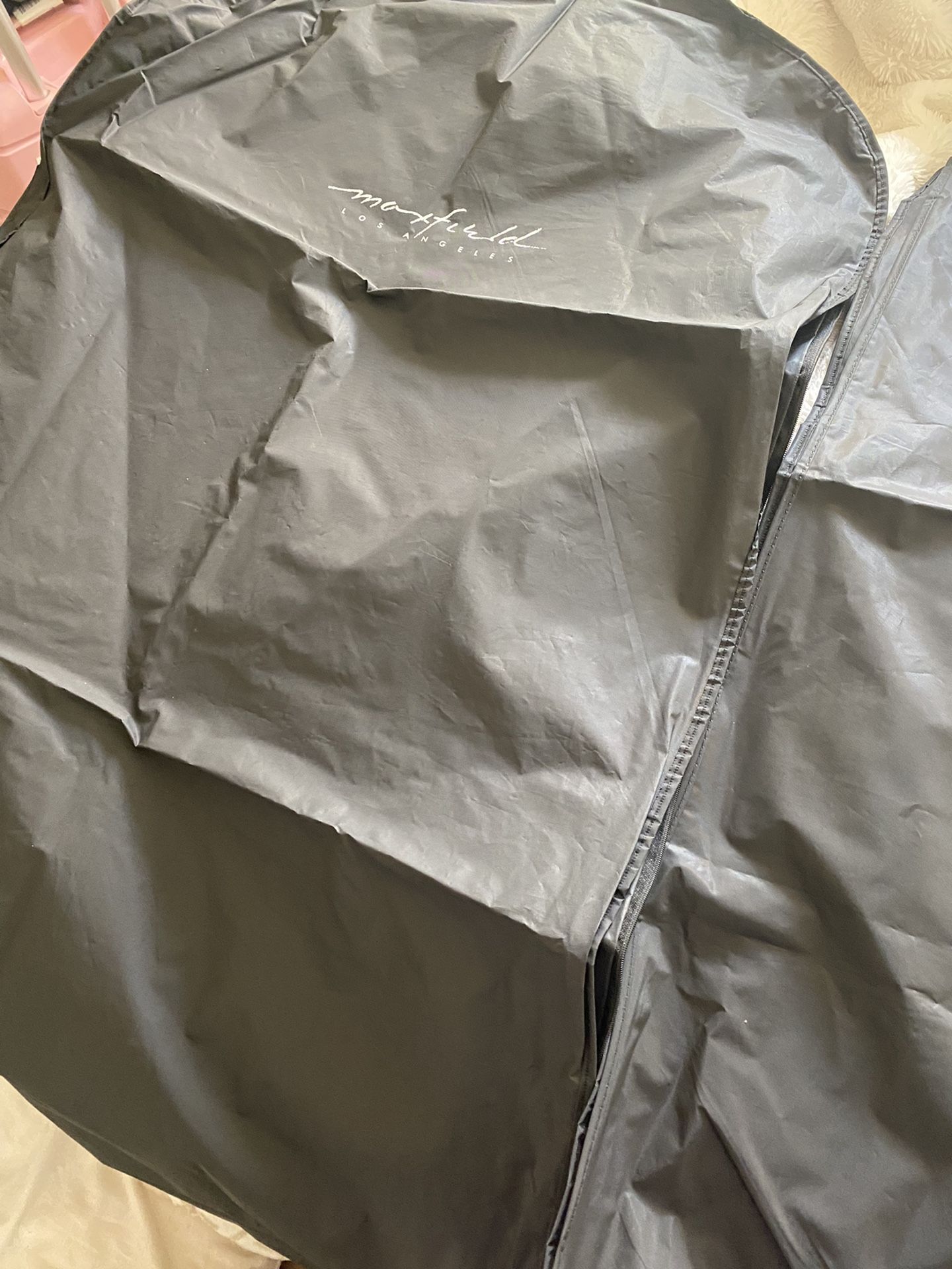 Garment bags brand new Designer Brand Great For Travel