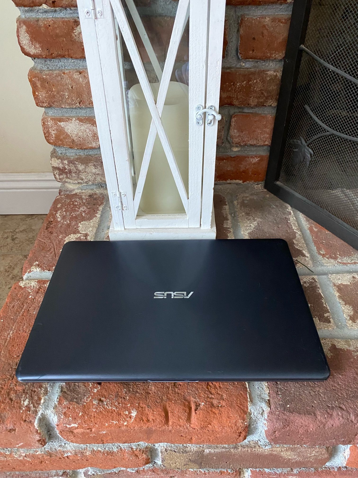 Asus 8th Gen Hyperthreaded, Type C USB, HDMI, and Bluetooth