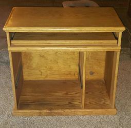Wooded desk , need gone . 20 $ come get it