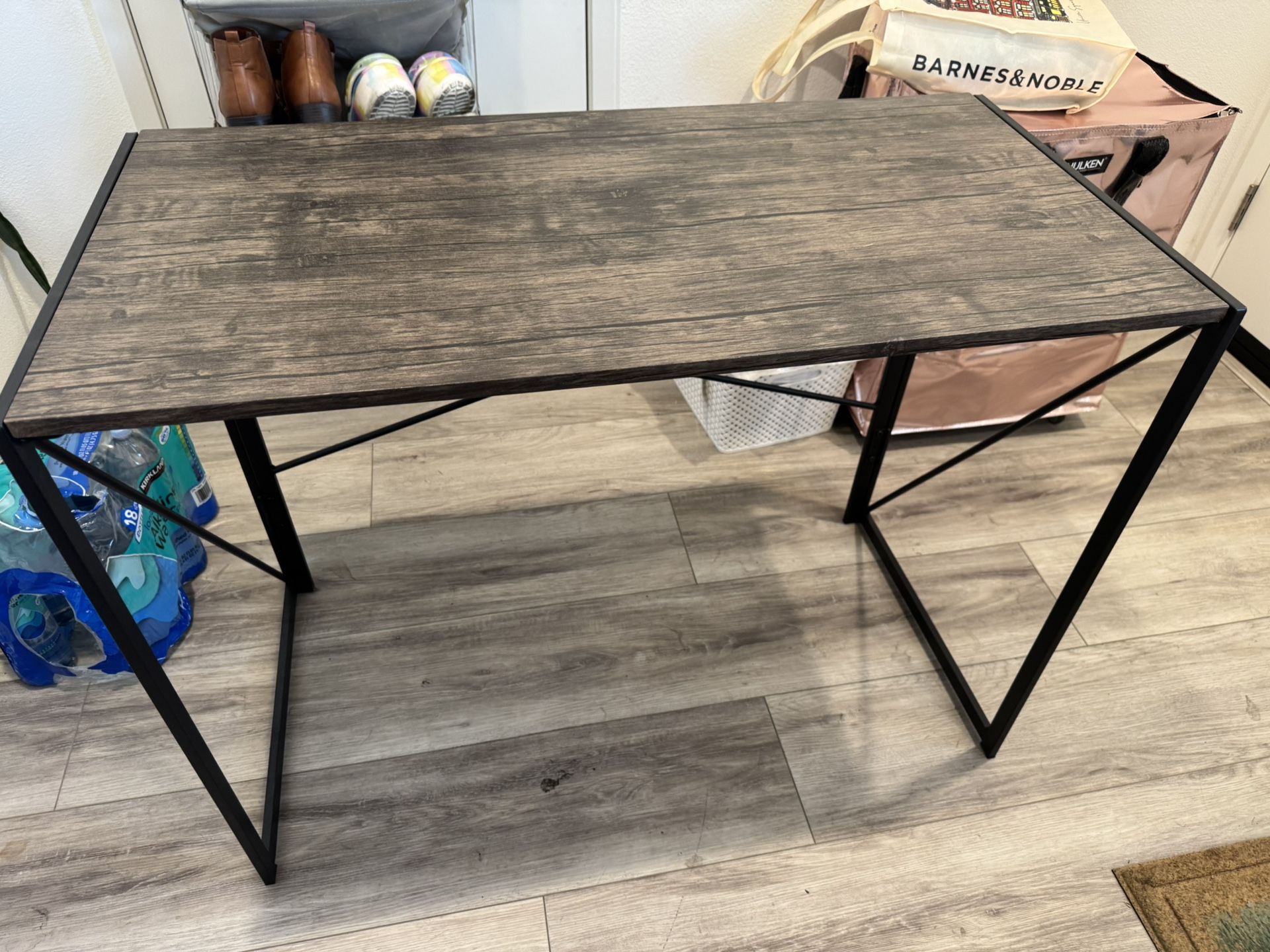 40” x 20” Foldable Desk Table