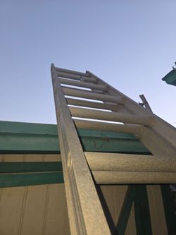 28 foot aluminum extension ladder