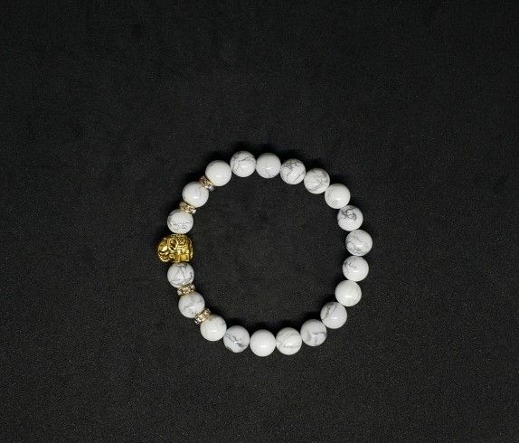 *.NATURAL Charged Howlite Bracelet (Known For: reduce stress, anger, pain & depression)