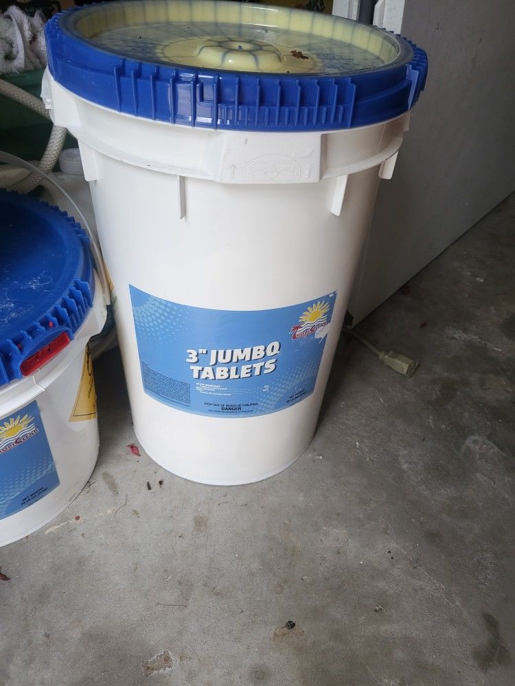 50 Lbs Chlorine Tabs And 25lbs, Plus Phos Treat