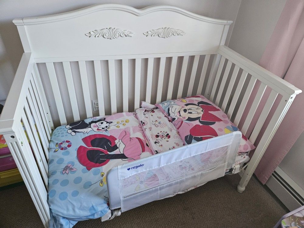 Graco Multi-Stage Crib/Bed