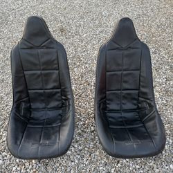 Brand New Lightweight Plastic Racing Bucket Seats & Vinyl Covers.