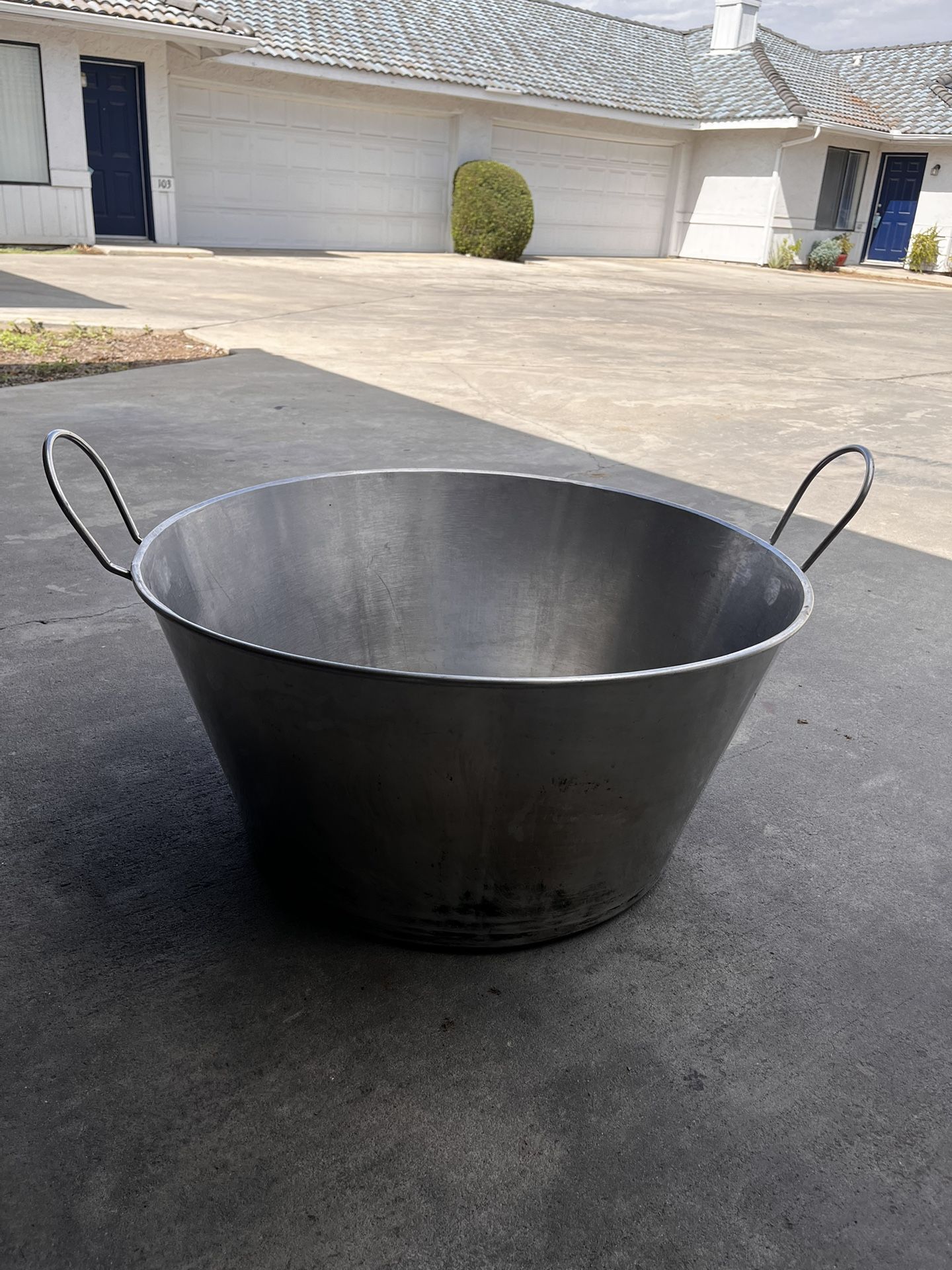 Se Vende Caso Está Muy Grande 