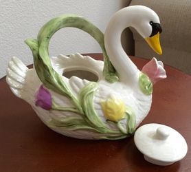 Cute ceramic duck tea pot