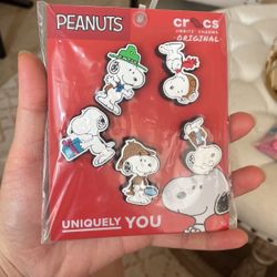 Crocs Charm (pack Of 5) Snoopy 