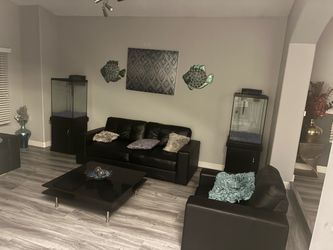 2 Matching Aquarium Fish Tanks w/ Cabinet Stands – Excellent Condition
