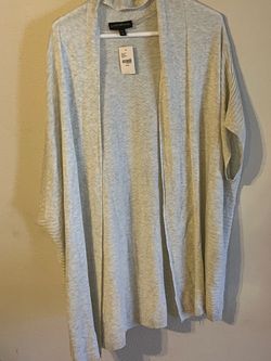 Lane Bryant sueter manga corta