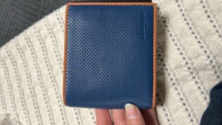 Coach leather bifold new w/o box