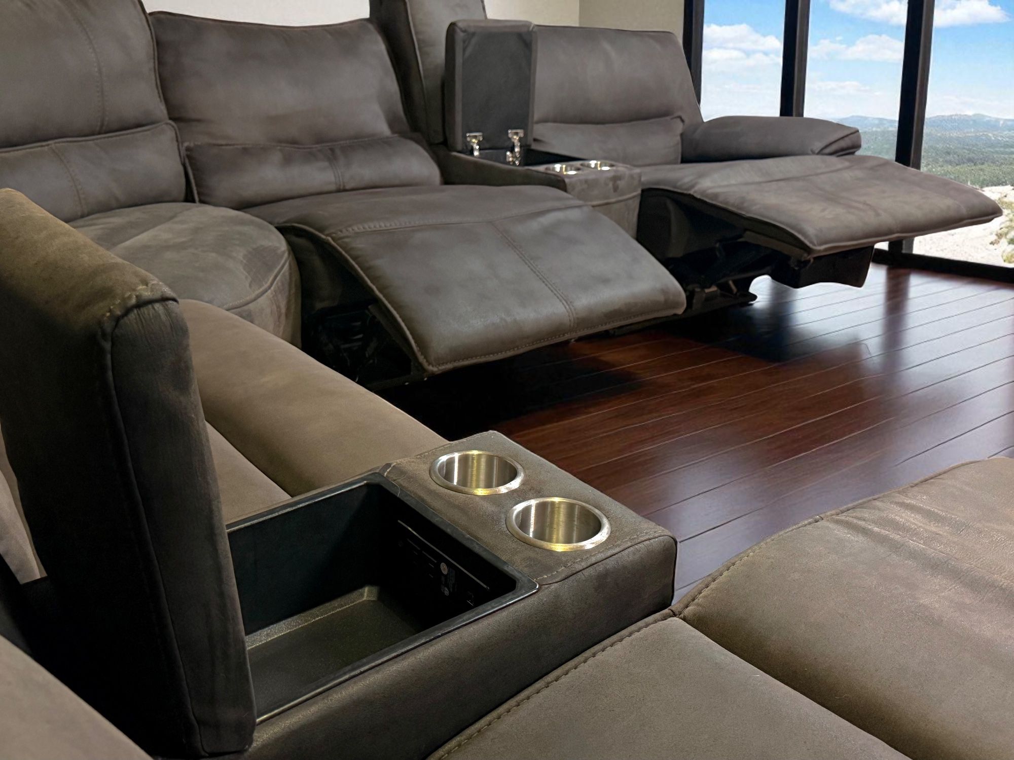 Electric Powered Recliner Sectional Sofa with 7 Sections