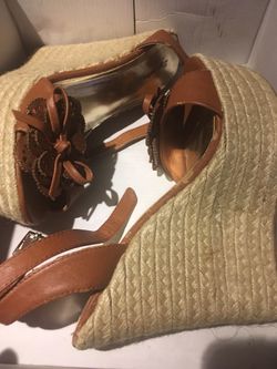 Women Brown Wedge Sandal Size 7