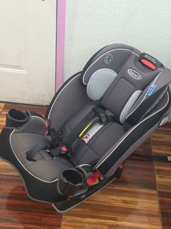 Graco 4 in 1 car seat