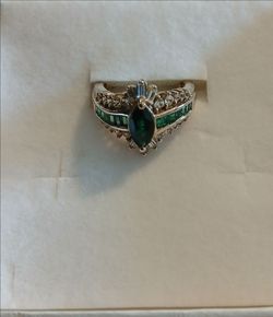 Designer Lab Emerald Cubic Zirconia Gold Vermeil Sterling Silver Ring Size 6