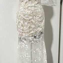 Lace Floral Mermaid  Wedding... Beige color Beautiful Romantic Dress Size S  Bust.  32” Waist. 27” Long  54”