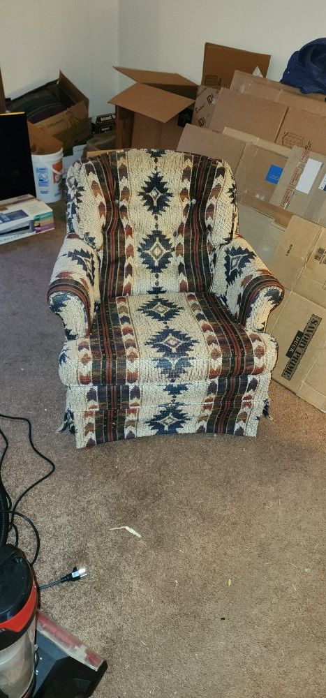 Southwest Geometric Reclining Upholstered Chair