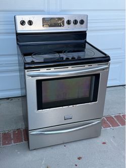 Free Frigidaire Electric Stove & Sharp Printer (Parts / Repair) - Must take both
