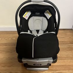 Chicco KeyFit 30 Zip, Base, Mockingbird Stroller Adapter
