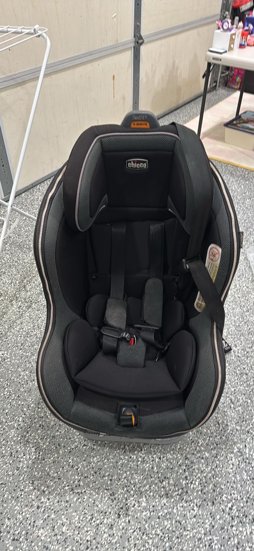 Chicco baby car seat