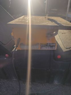 Tile cutter