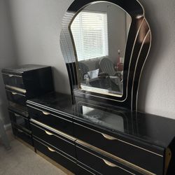 Bedroom Furniture set