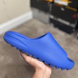 Yeezy Slide Azure 
