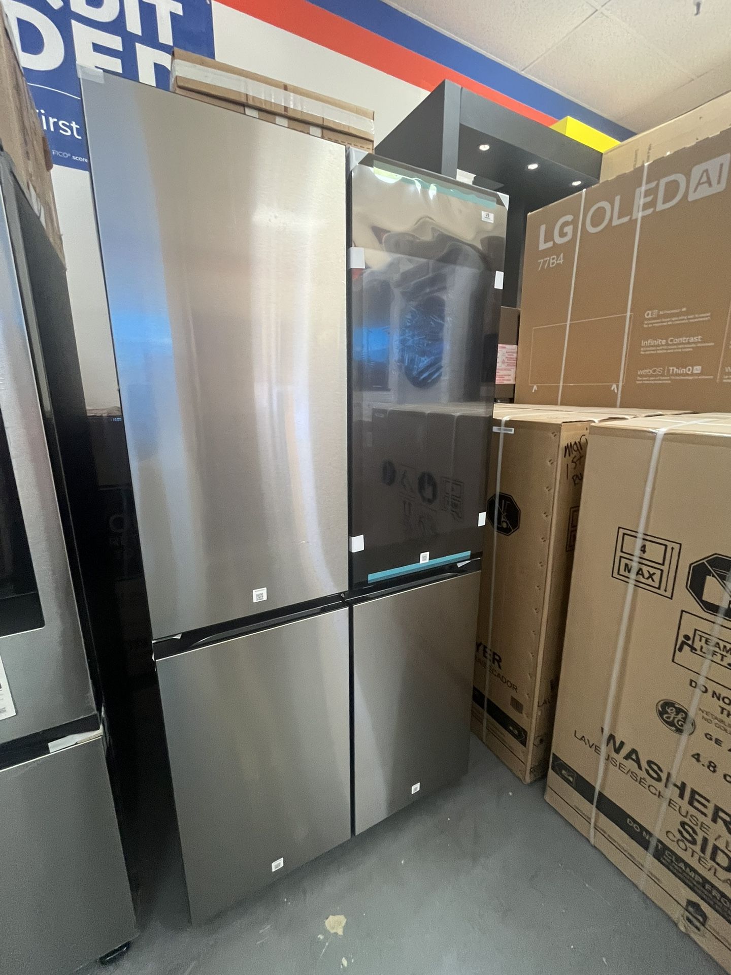 29cu.ft Samsung Bespoke Family Hub Smart 4 Door Flex Refrigerator