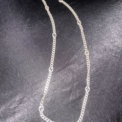 Gucci Mens sterling silver  interlocking necklace 