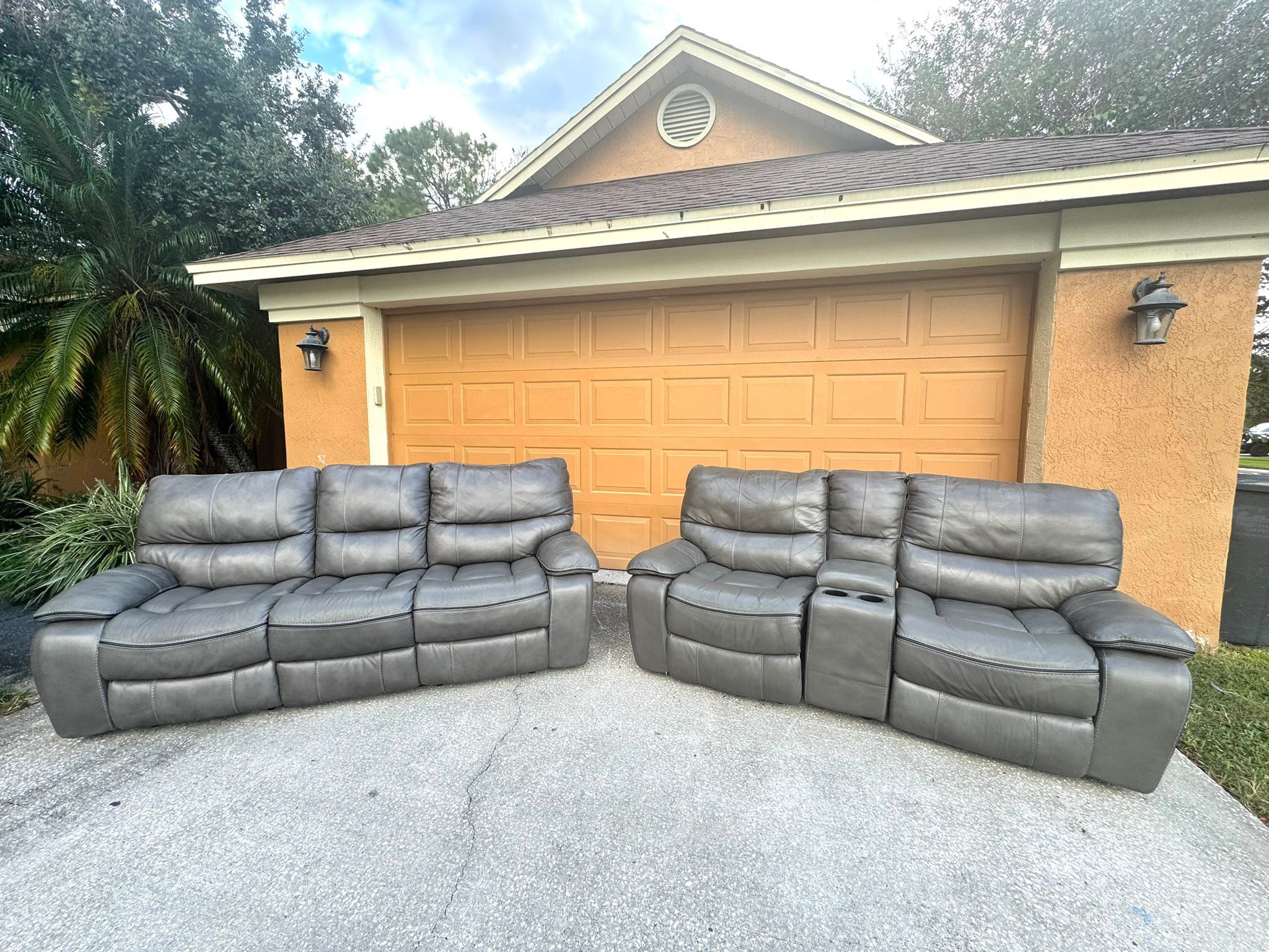 Cindy Crawford Genuine Leather Reclinable Set (Free Delivery!)
