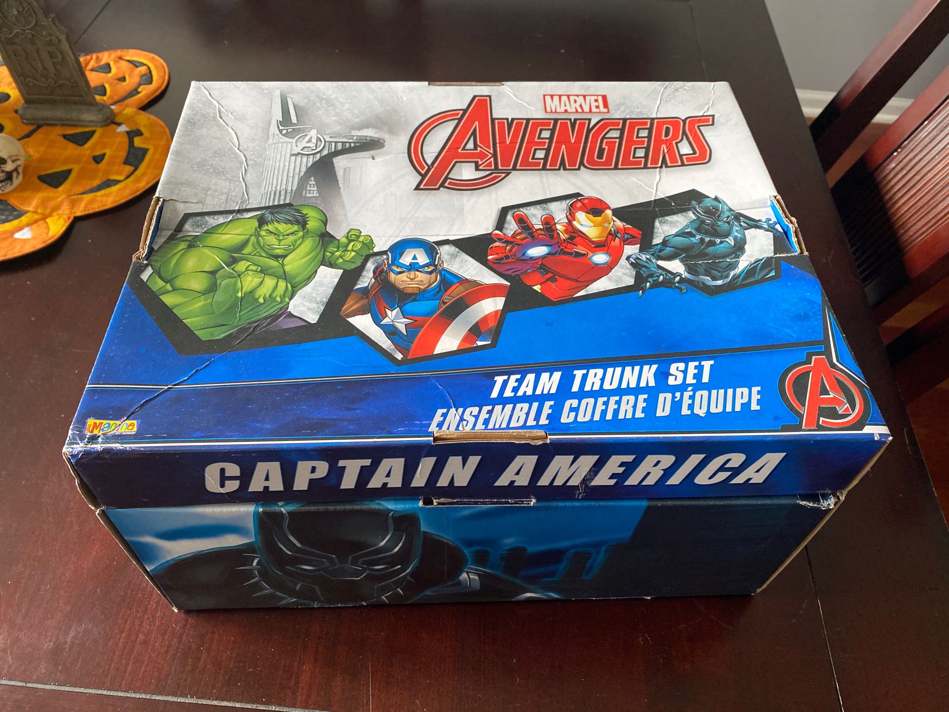 Super hero costume box