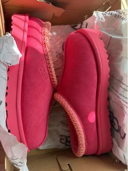 UGG (DS)