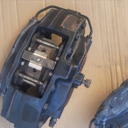 2015-2023 Dodge charger SRT Hellcat Brembo Rear  brake calipers