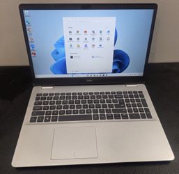 2022 Dell Inspiron i5 8gb Windows 11 15" Good Battery, Includes Charger