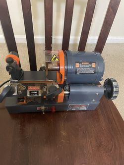 Wexing Key Machine Model 218E
