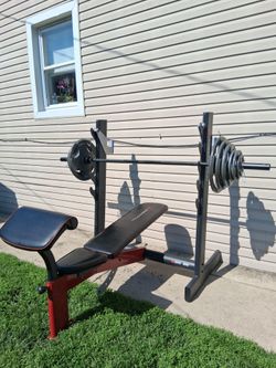 OLYMPIC SQUAT RACK BENCH / 7FT BAR/CLIPS/WEIGHTS