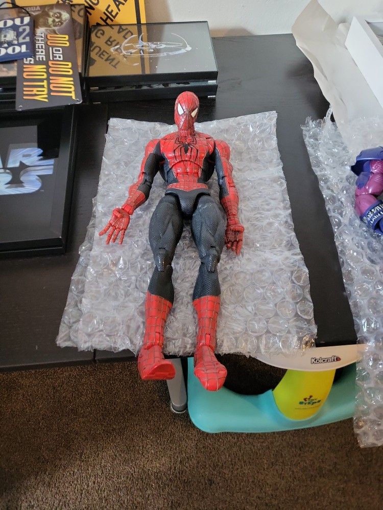 Spider-Man 18" Action Figure - Multicolor